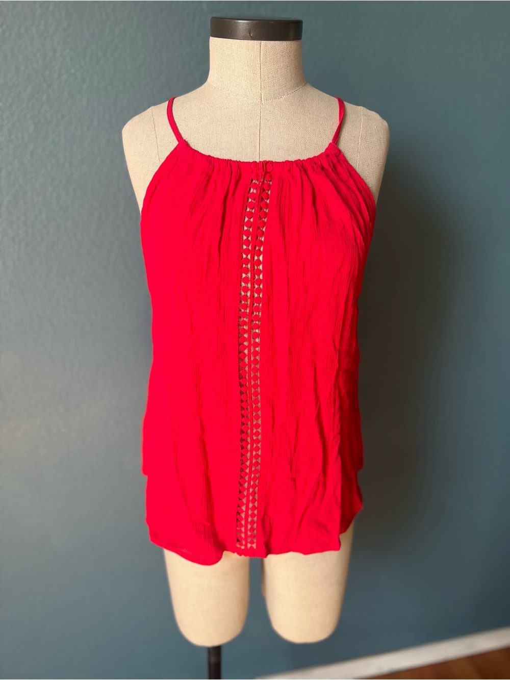 NWT Ambiance Red Sleeveless Crochet-Trim Women's Tank Top